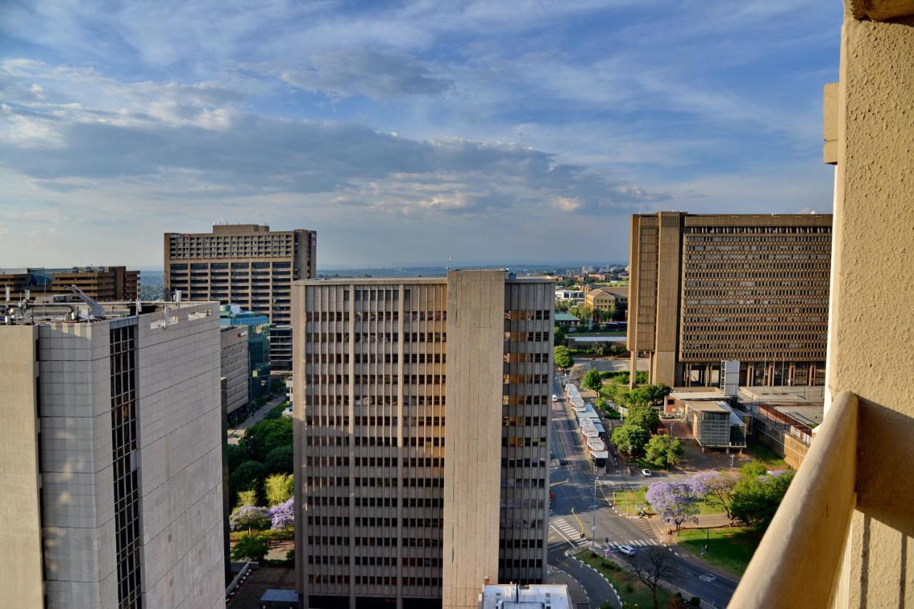 The Parktonian All Suite Hotel Johannesburg Exterior photo